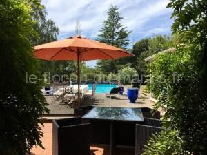 Villa charmante à Nalliers avec piscine à Nalliers